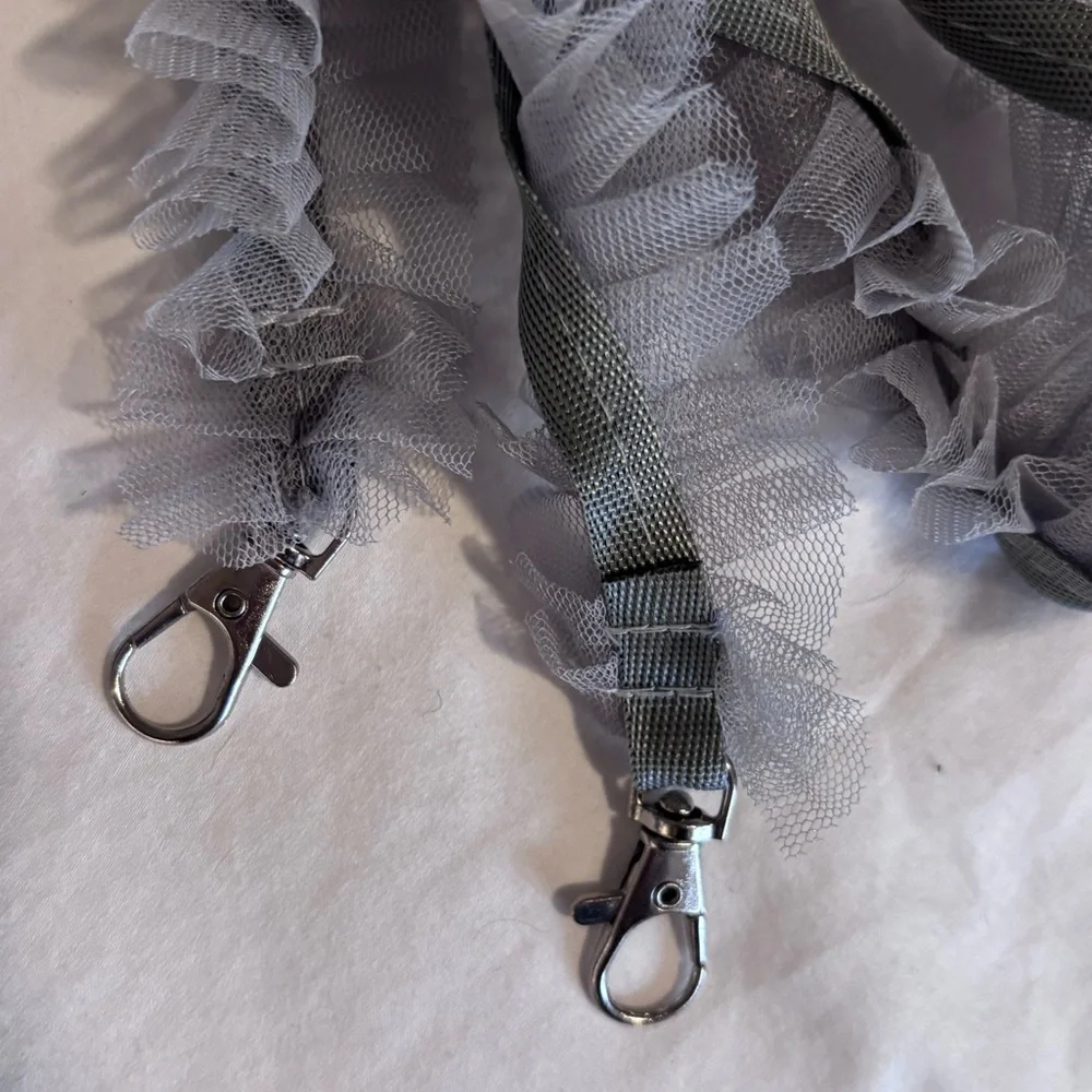 Smartphone Shoulder Strap with Ruffle Trim in Light Gray